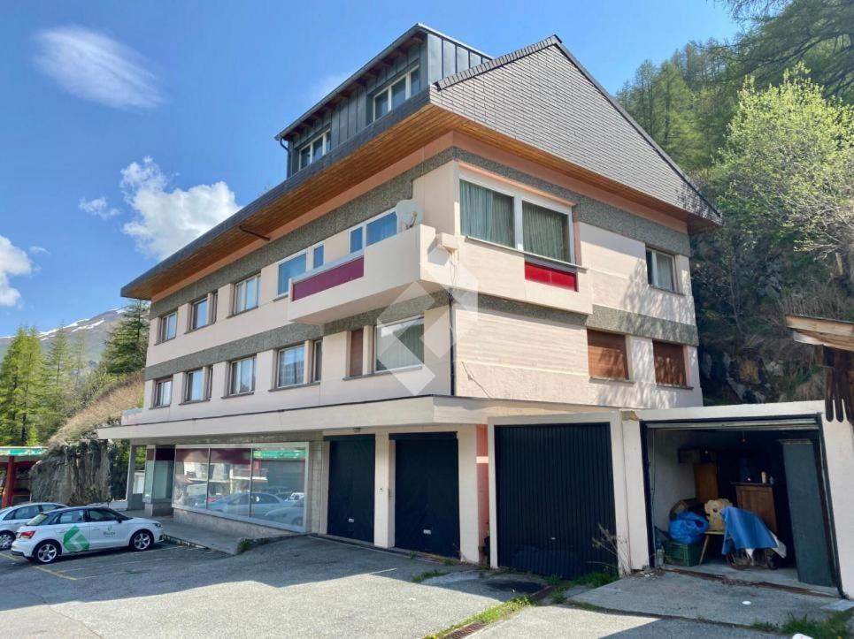 Les Nis Apartment Bourg-Saint-Pierre Ngoại thất bức ảnh
